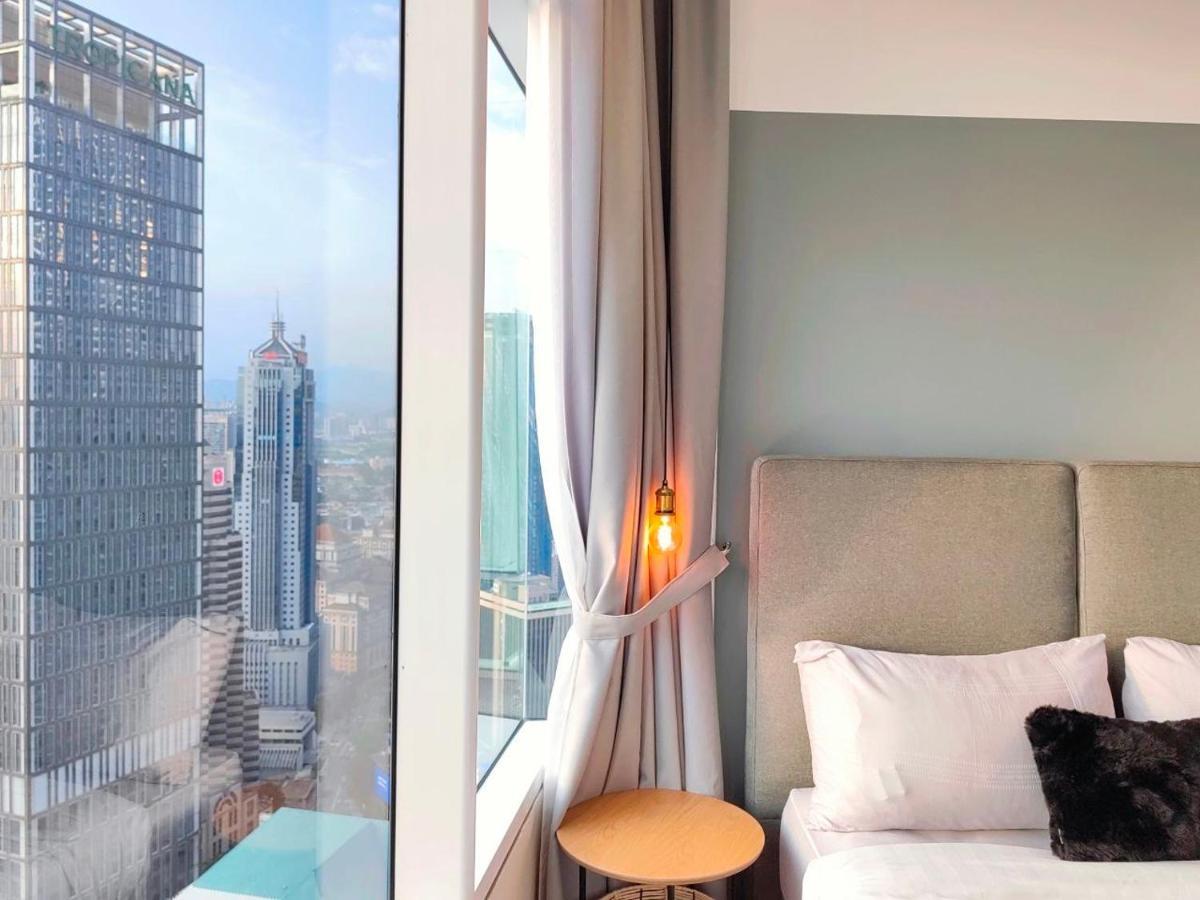 Pangsapuri Sky Suites Klcc By Luna Suites